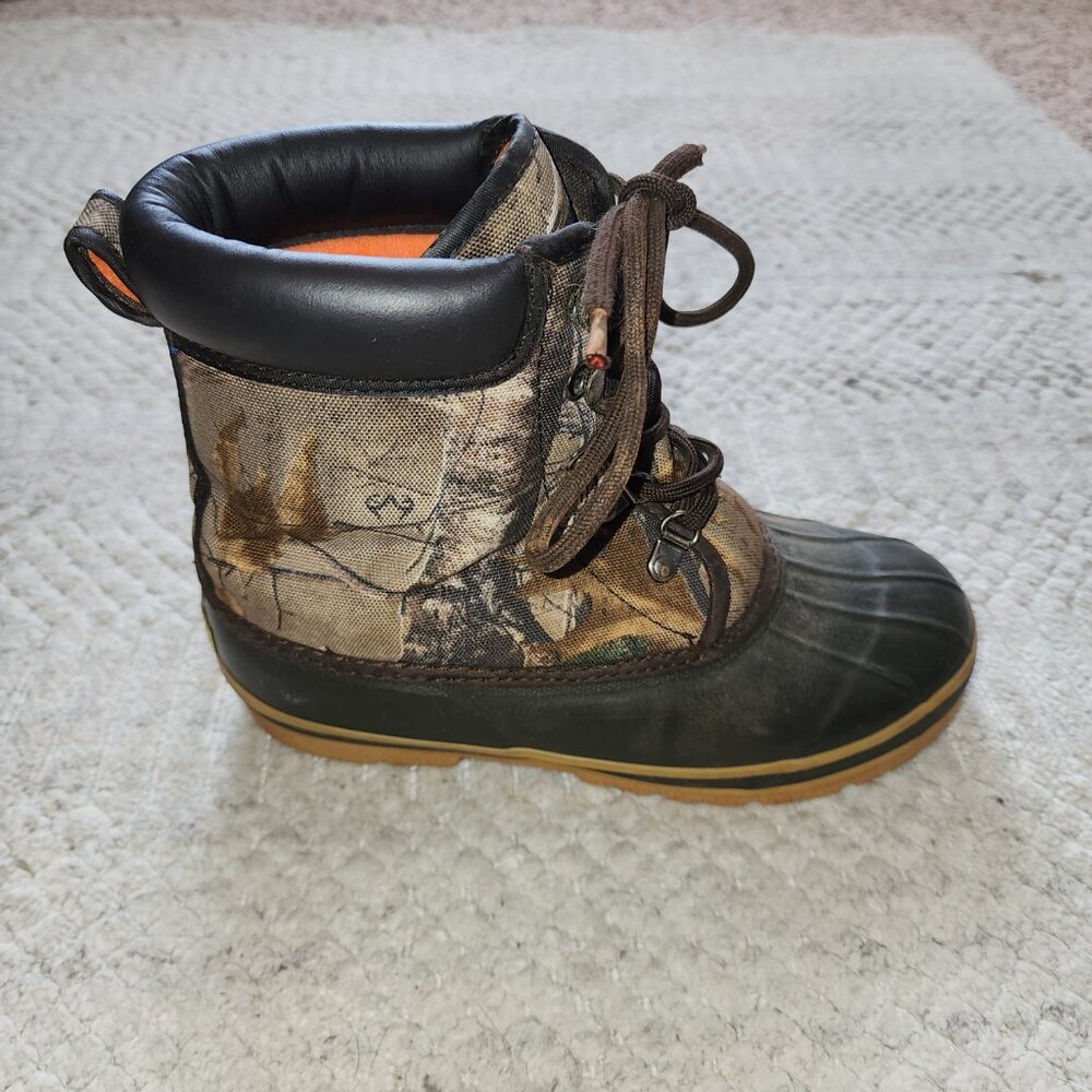 Game Winner Camo Waterproof Duck Boots | Youth Insulated Winter Shoes - Picture 4 of 11
